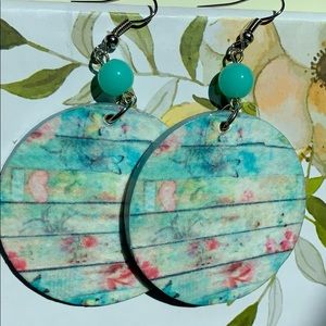 🎉HP🎉Handmade Wooden Floral Watercolor